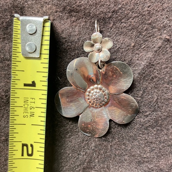 🆕 Handmade Paola Valentini 925 Flower sterling Silver earrings Made in Italy - Picture 3 of 3